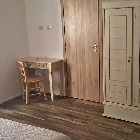 Nivalu' Apartment